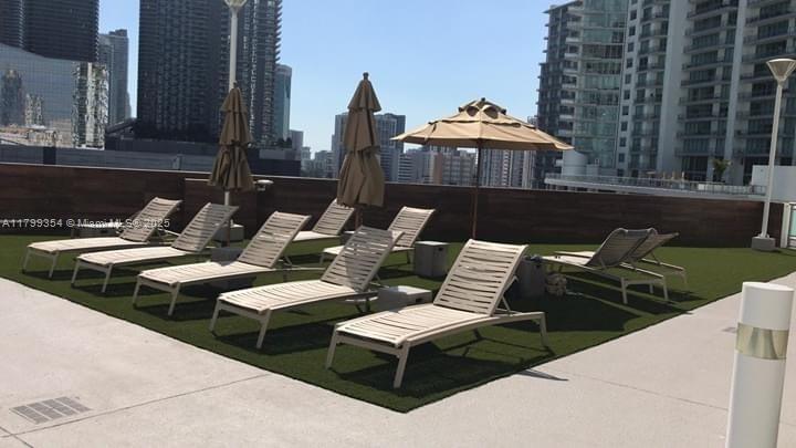 350 S Miami Ave #3011, Miami FL 33130