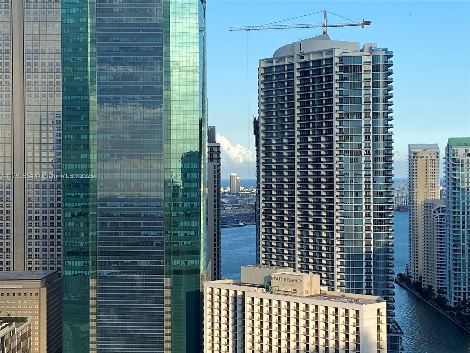 350 S Miami Ave #3011, Miami FL 33130