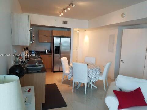 350 S Miami Ave #3011, Miami FL 33130