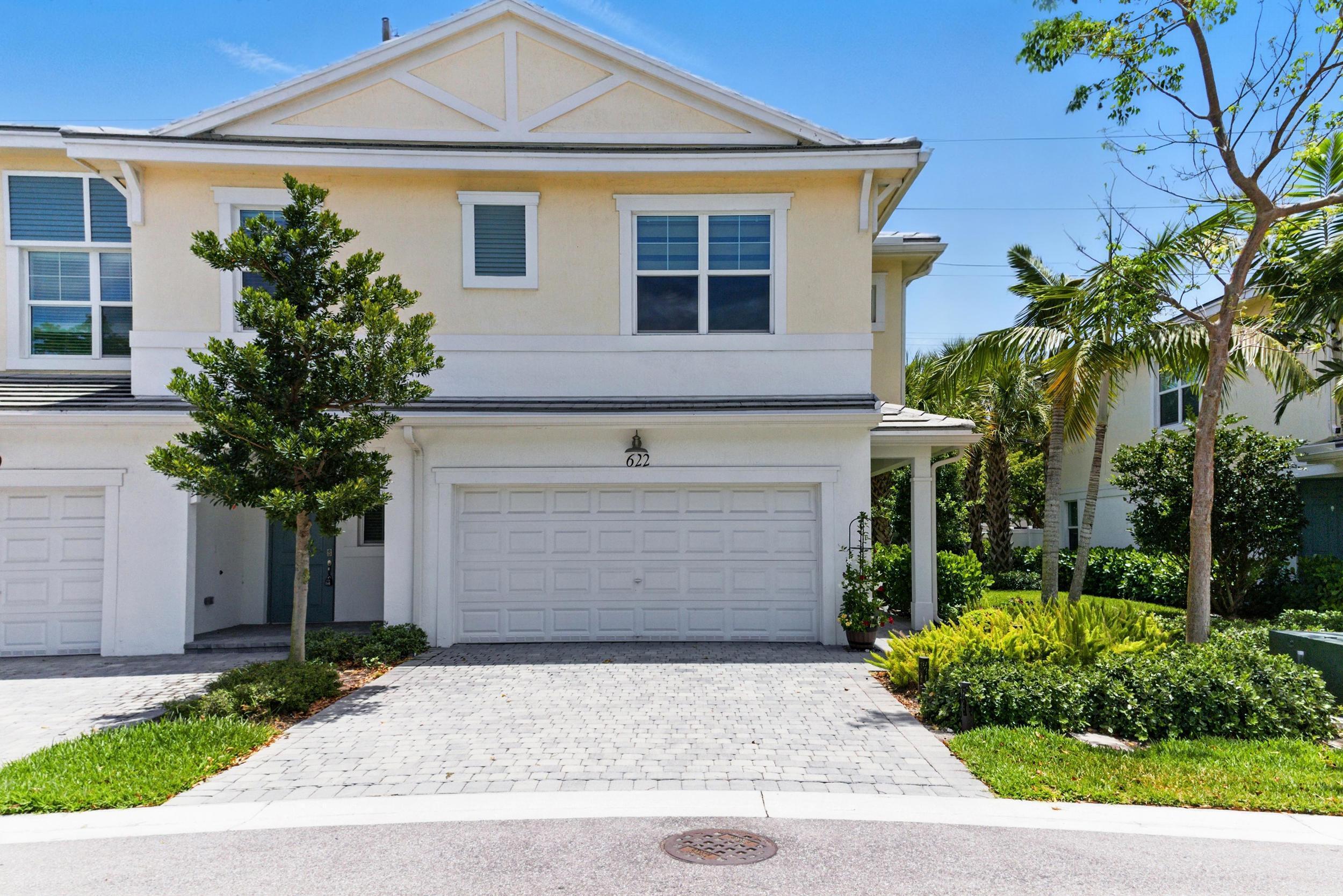Casa à Venda em Deerfield Beach, FL