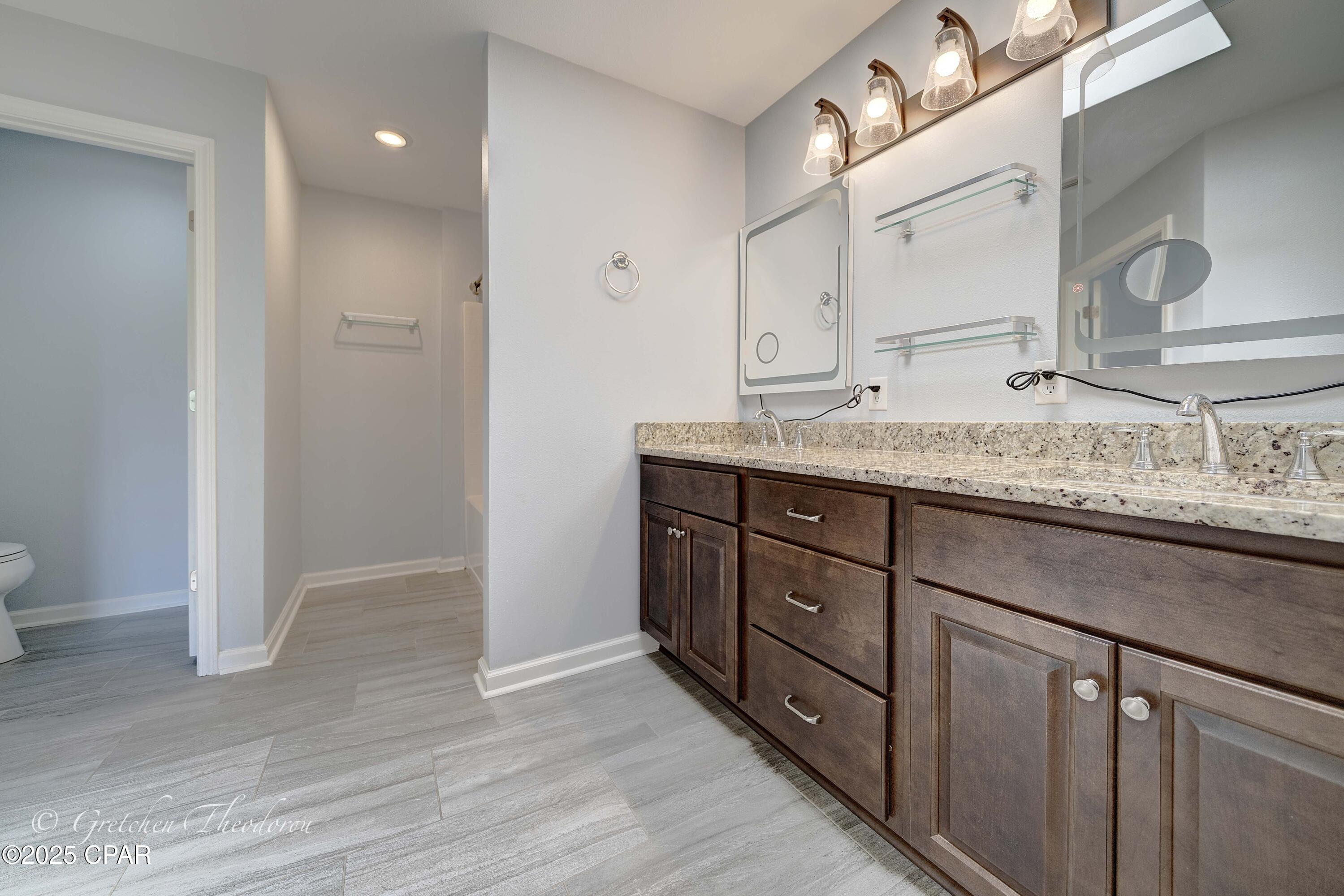 Image 15 For 3549 Azalea Way Way