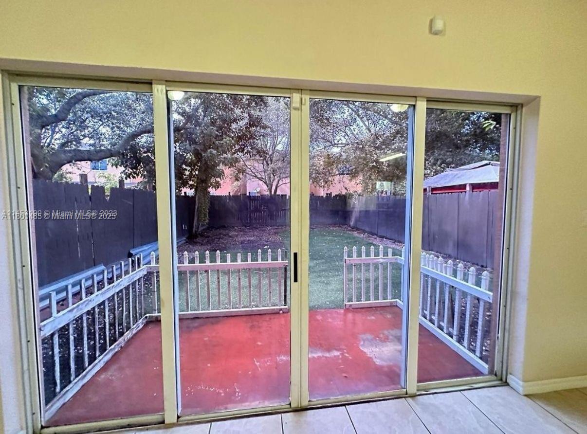 646 SW 7th Ter, Florida City, Florida image 12