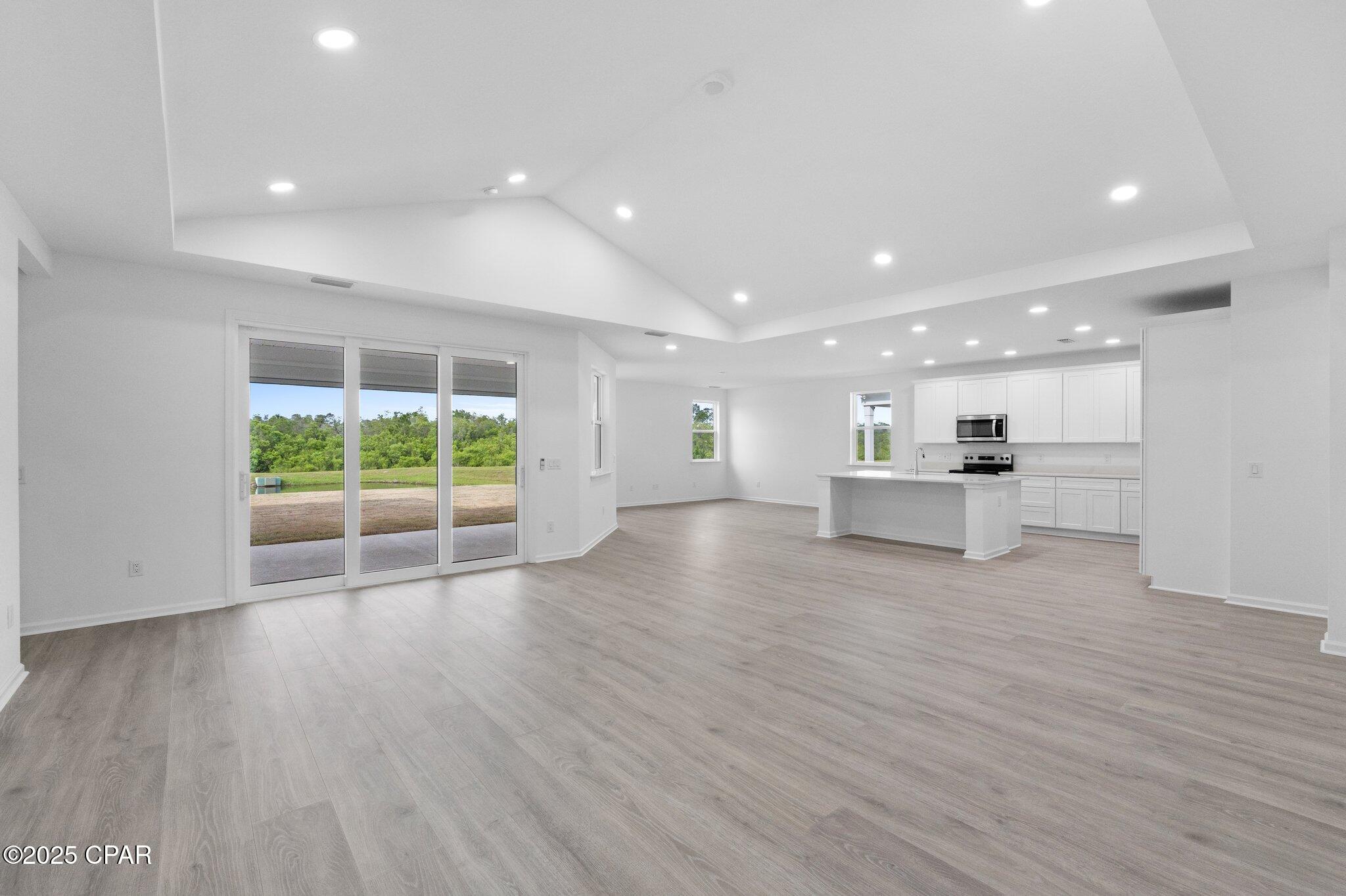 Image 7 For 9511 Paradise Drive