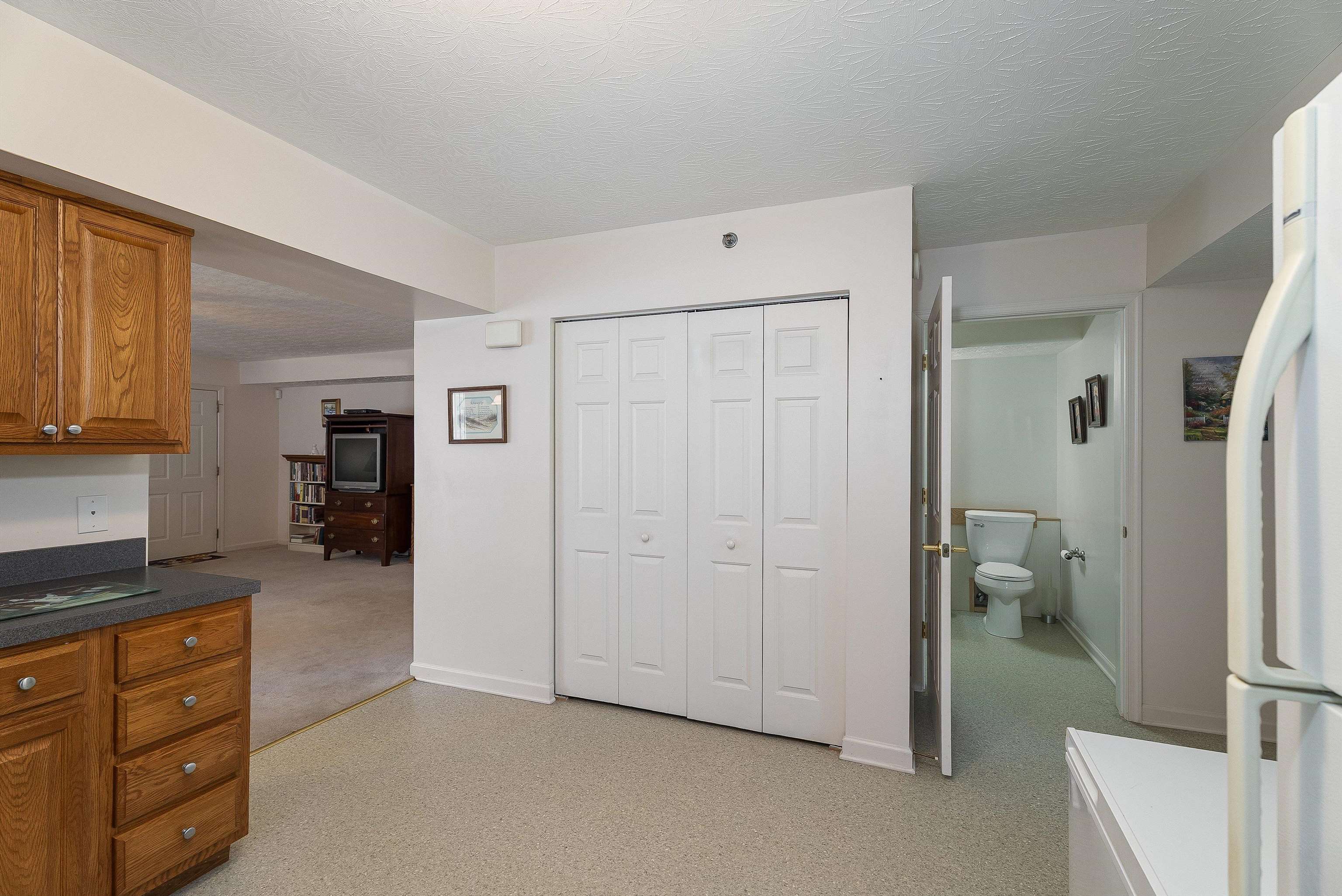 18 Rose Garden Ln 104