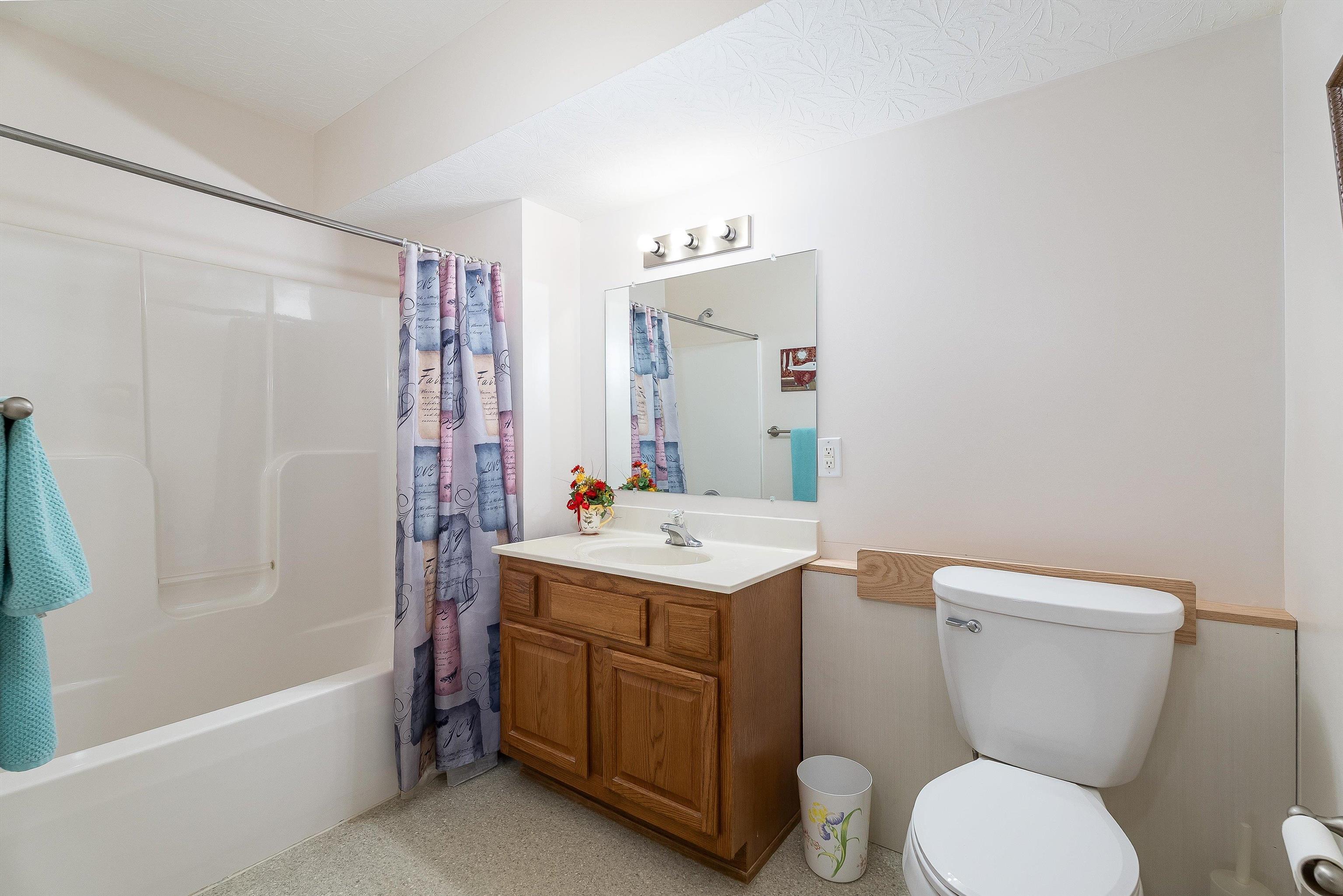 18 Rose Garden Ln 104