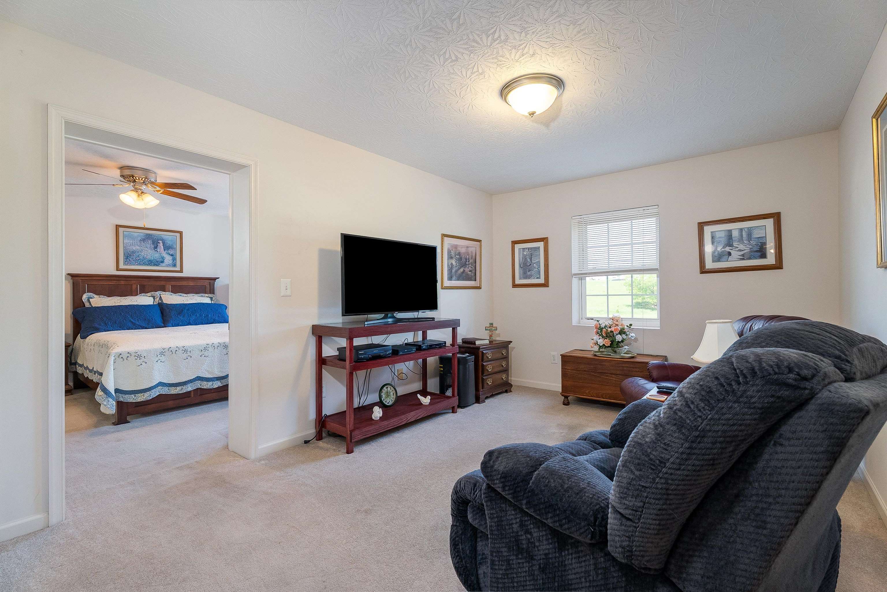 18 Rose Garden Ln 104