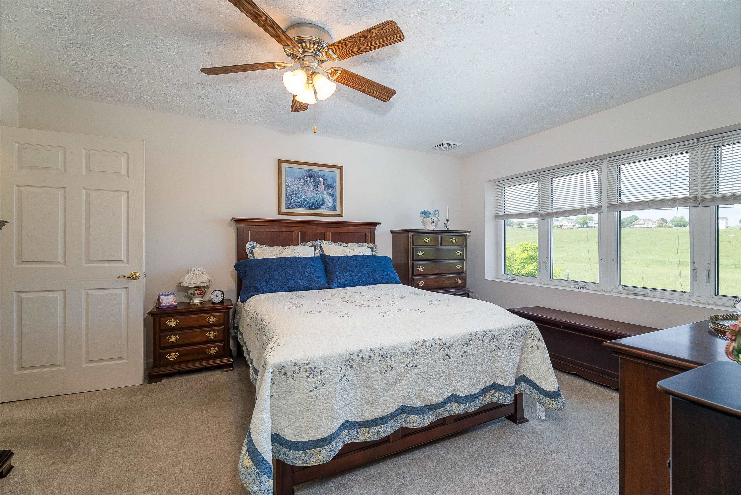 18 Rose Garden Ln 104