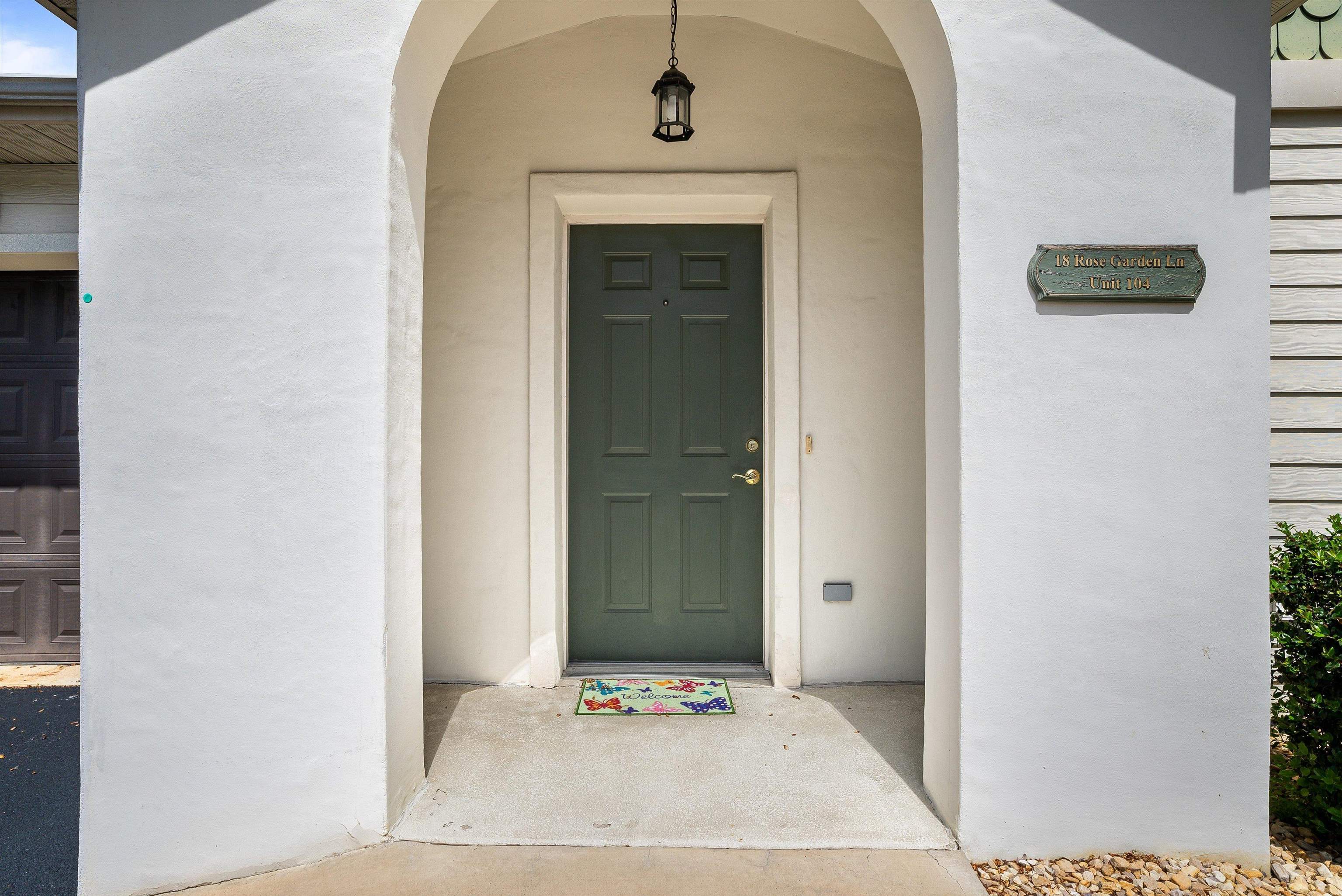 18 Rose Garden Ln 104