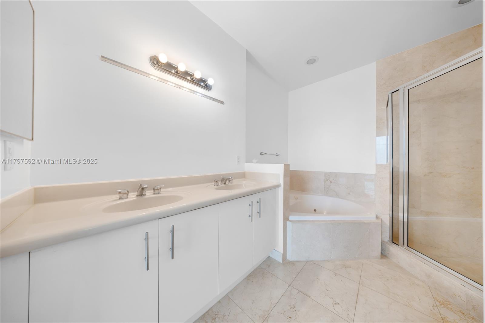 7910 Harbor Island Dr #1208, North Bay Village FL 33141