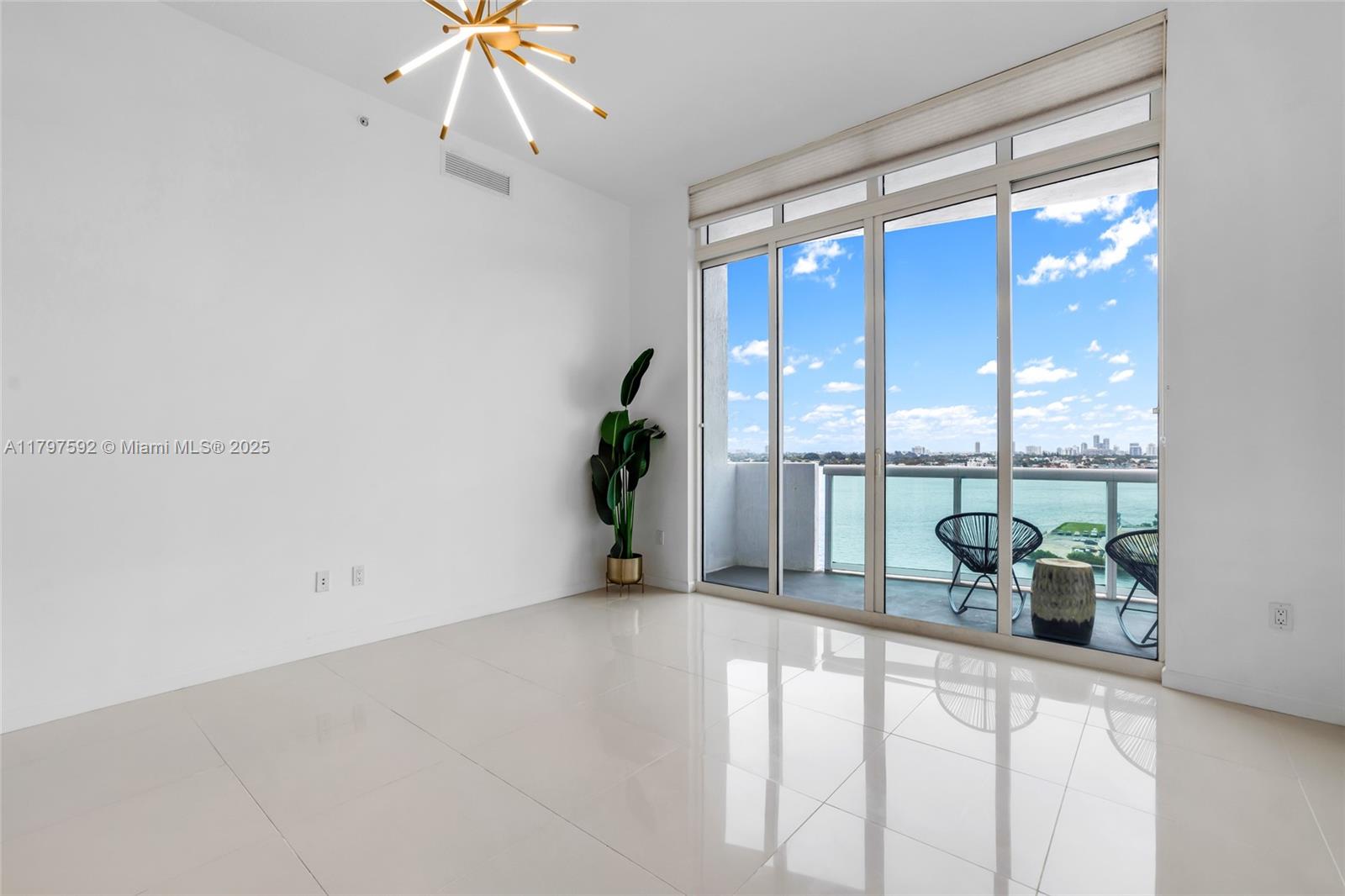 7910 Harbor Island Dr #1208, North Bay Village FL 33141