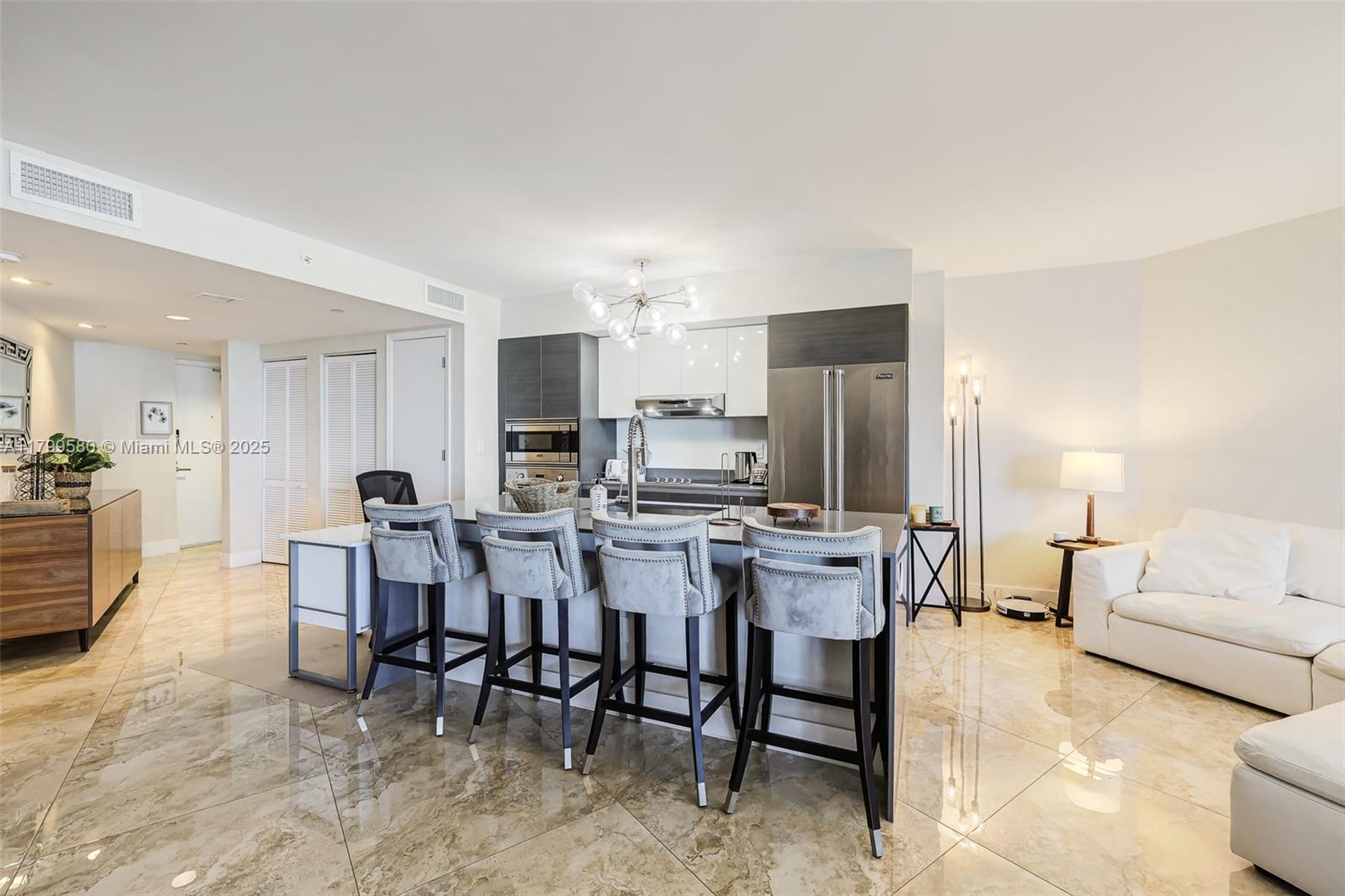 9821 E Bay Harbor Dr. #402, Bay Harbor Islands, Florida image 11