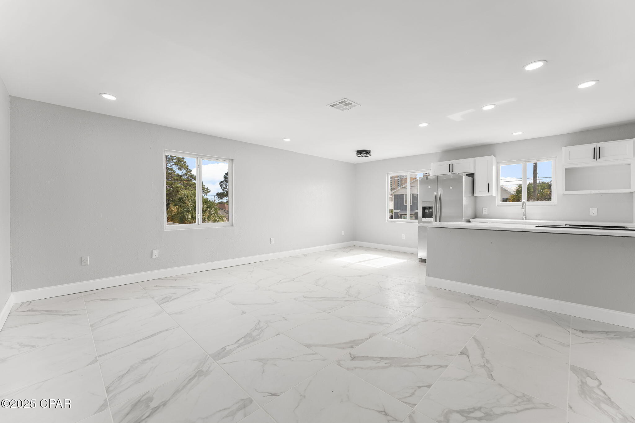 Image 11 For 3908 Ocean View Drive