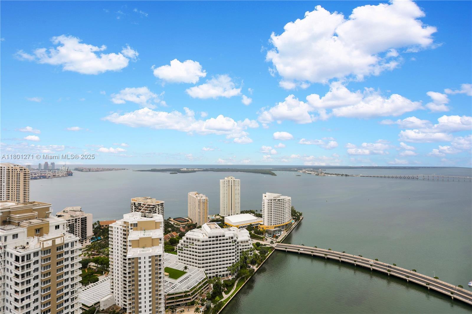 495 Brickell Ave #4102, Miami FL 33131