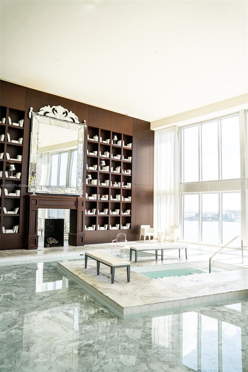 495 Brickell Ave #4102, Miami FL 33131