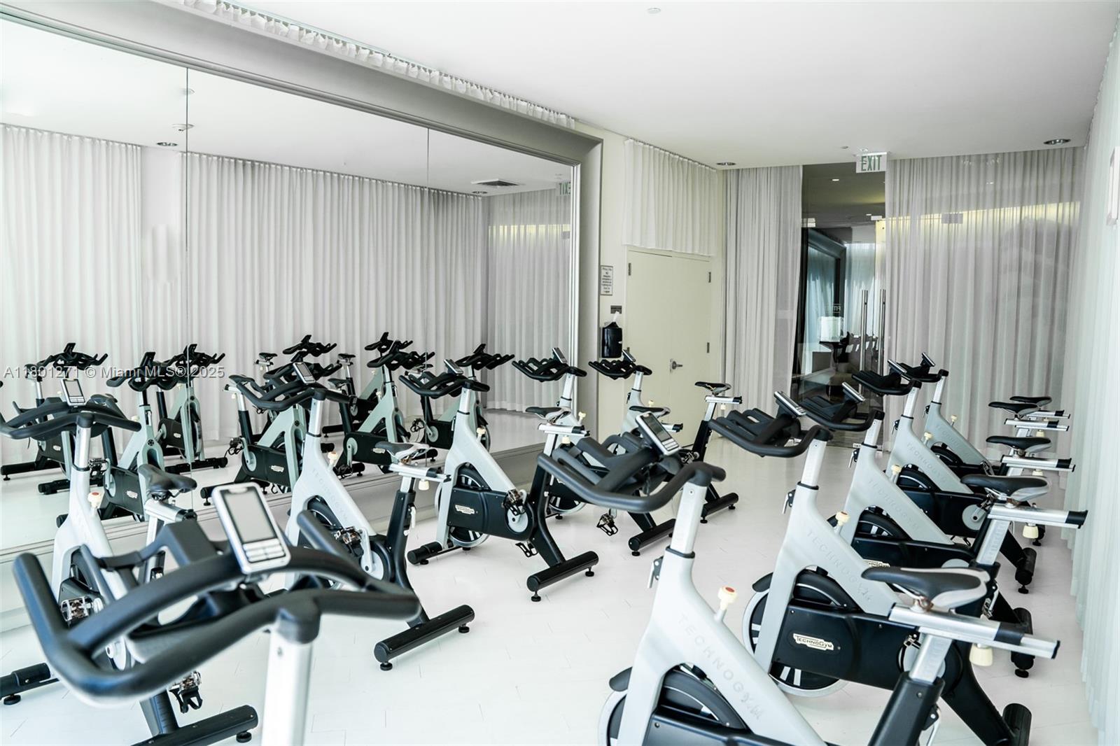 495 Brickell Ave #4102, Miami FL 33131