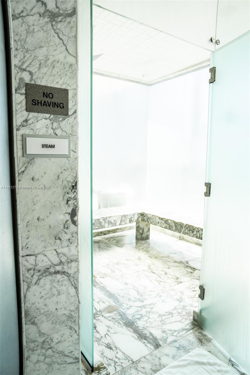 495 Brickell Ave #4102, Miami FL 33131