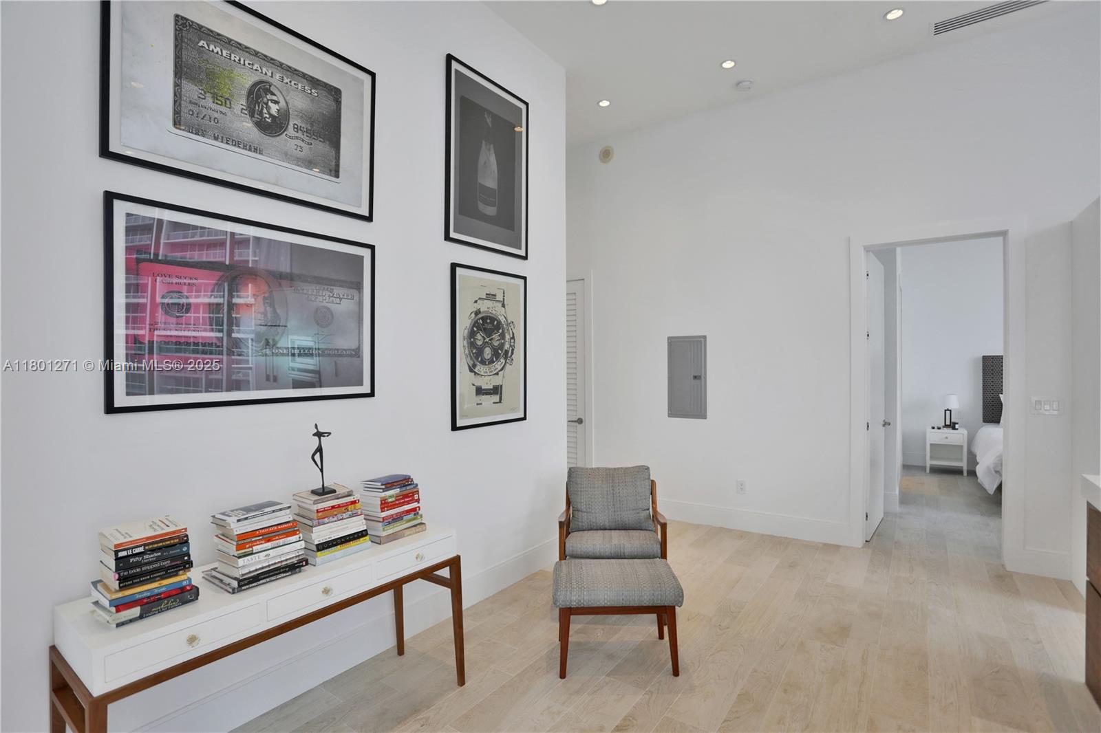 495 Brickell Ave #4102, Miami FL 33131