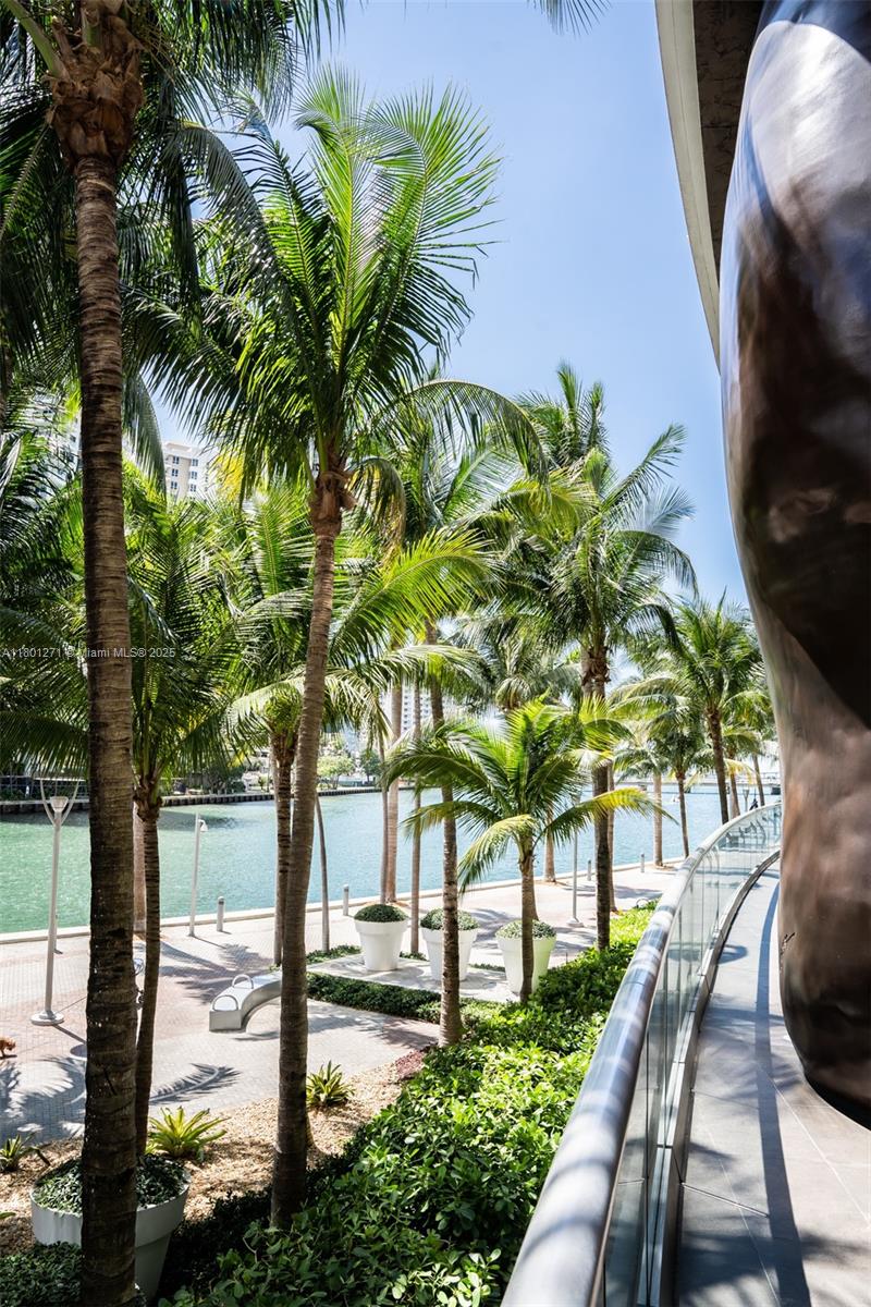 495 Brickell Ave #4102, Miami FL 33131