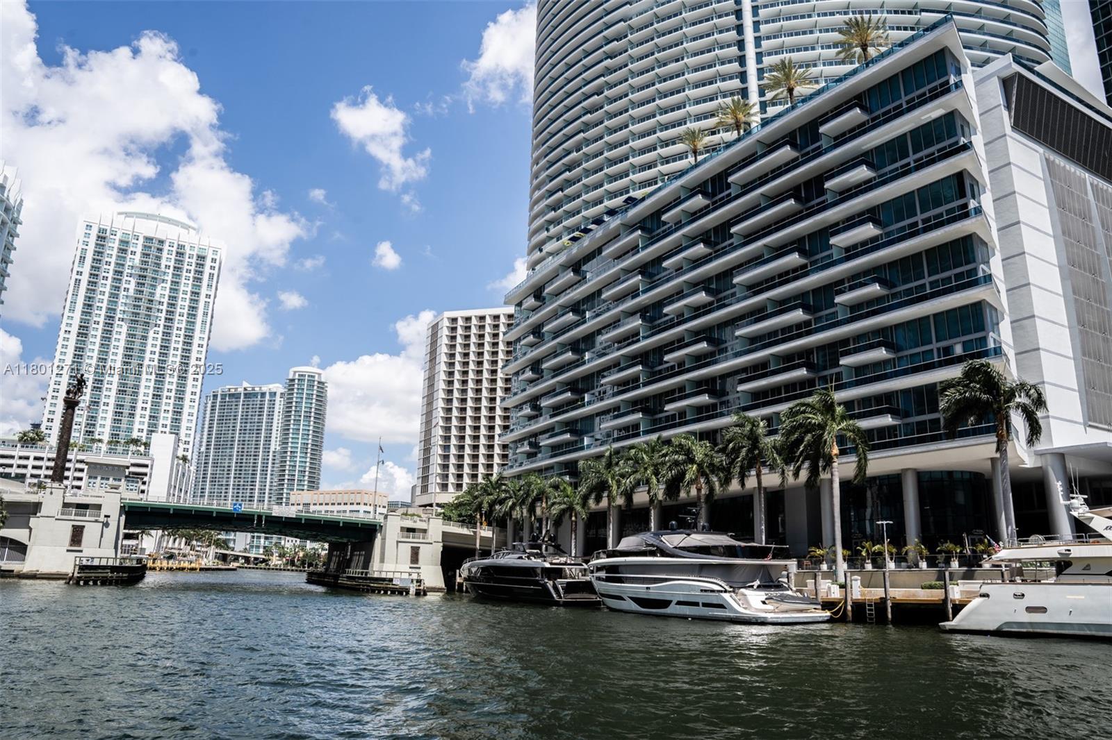 495 Brickell Ave #4102, Miami FL 33131