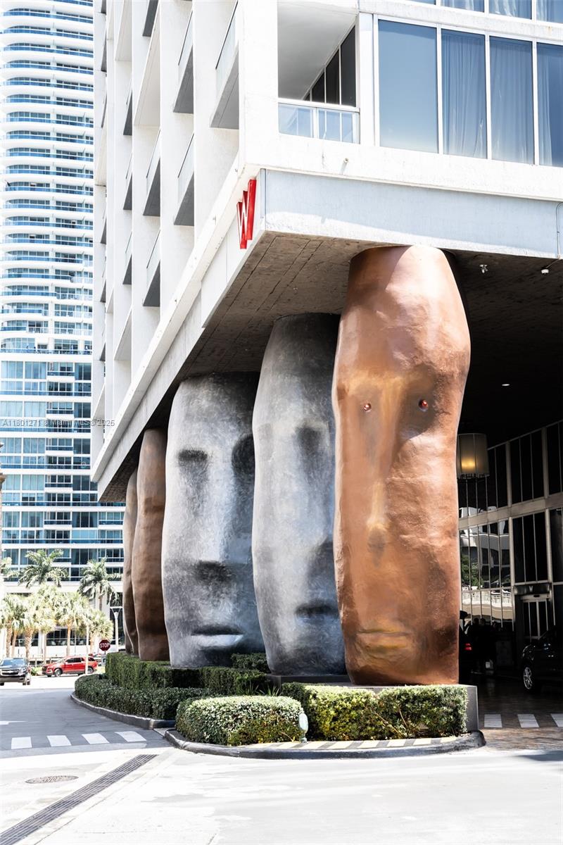 495 Brickell Ave #4102, Miami FL 33131