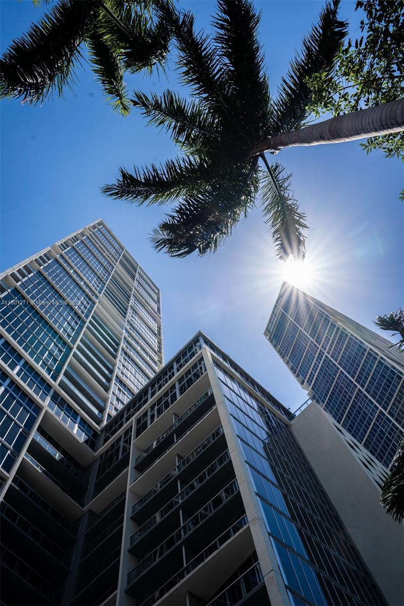 495 Brickell Ave #4102, Miami FL 33131