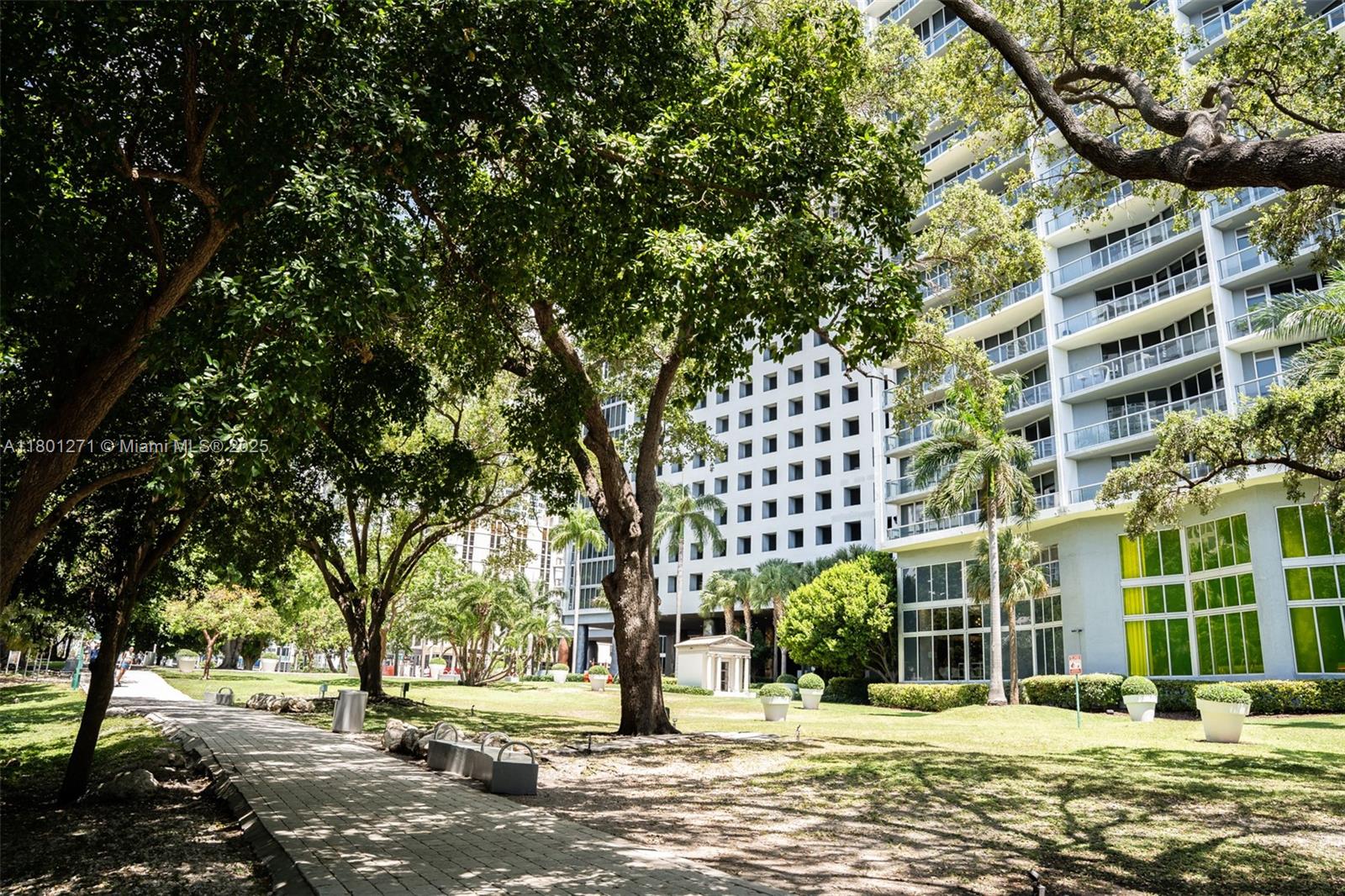 495 Brickell Ave #4102, Miami FL 33131