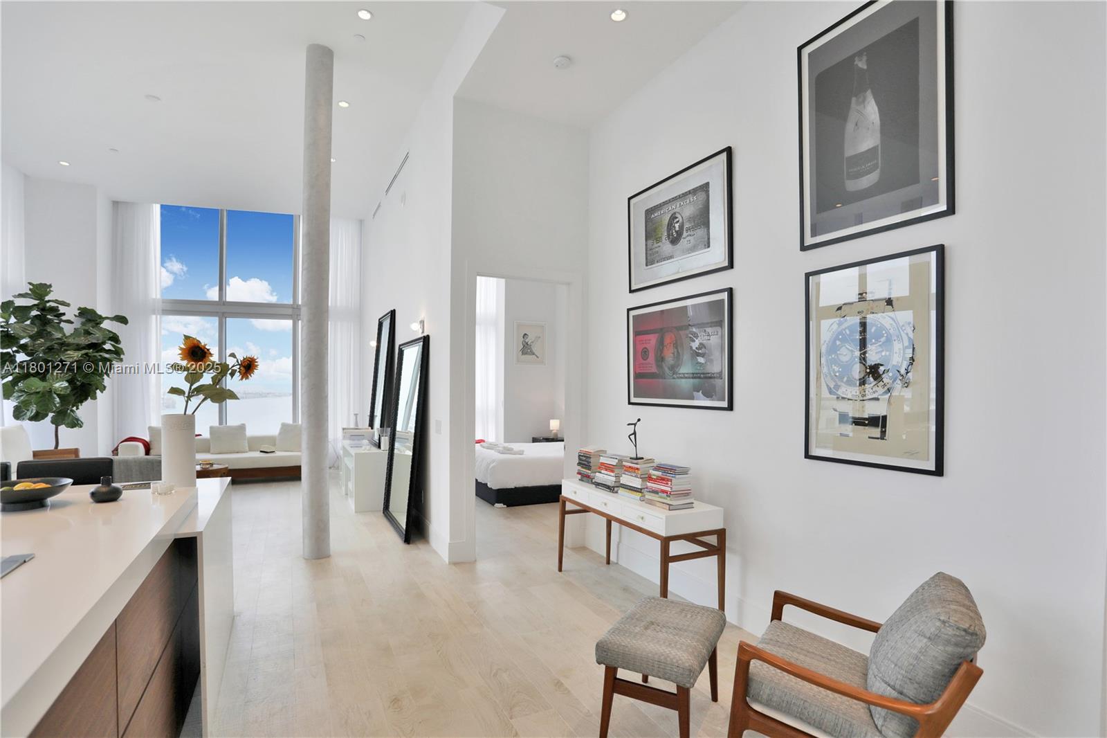 495 Brickell Ave #4102, Miami FL 33131