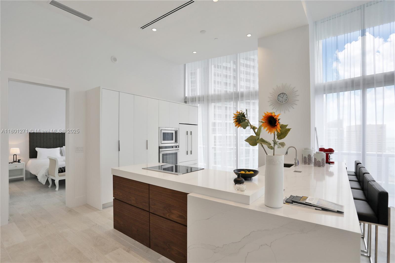 495 Brickell Ave #4102, Miami FL 33131