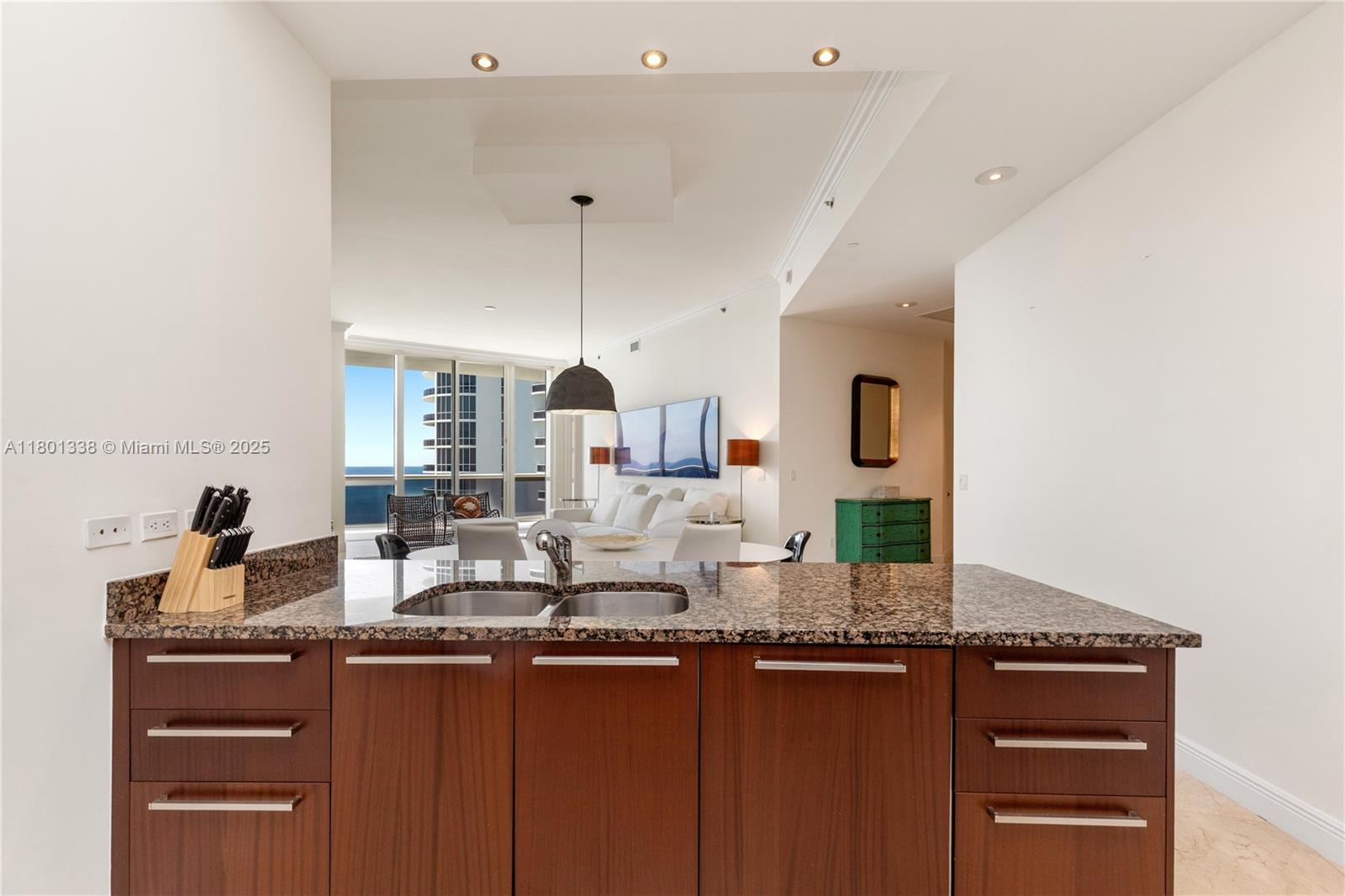 16001 Collins Ave #3307, Sunny Isles Beach FL 33160