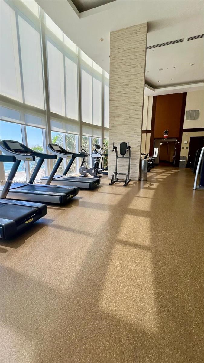16001 Collins Ave #3307, Sunny Isles Beach FL 33160