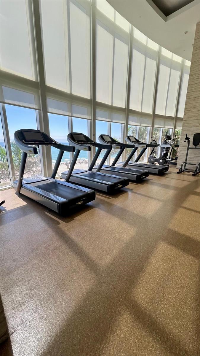 16001 Collins Ave #3307, Sunny Isles Beach FL 33160