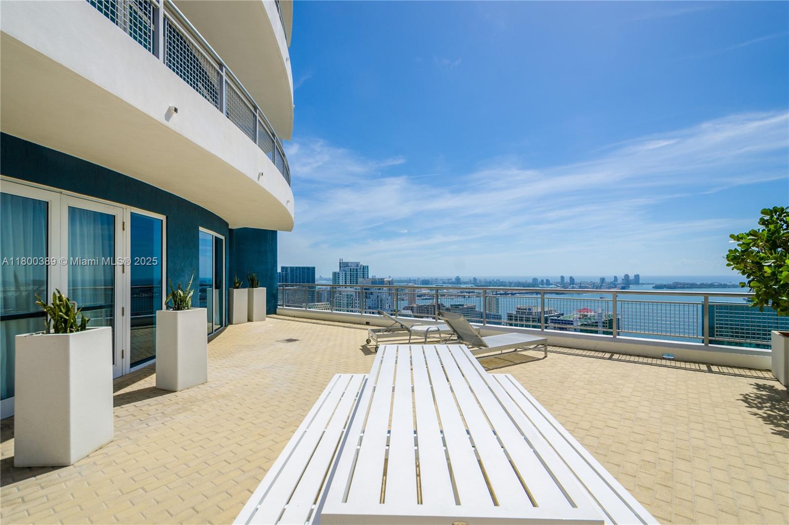 60 SW 13th St #2019, Miami FL 33130