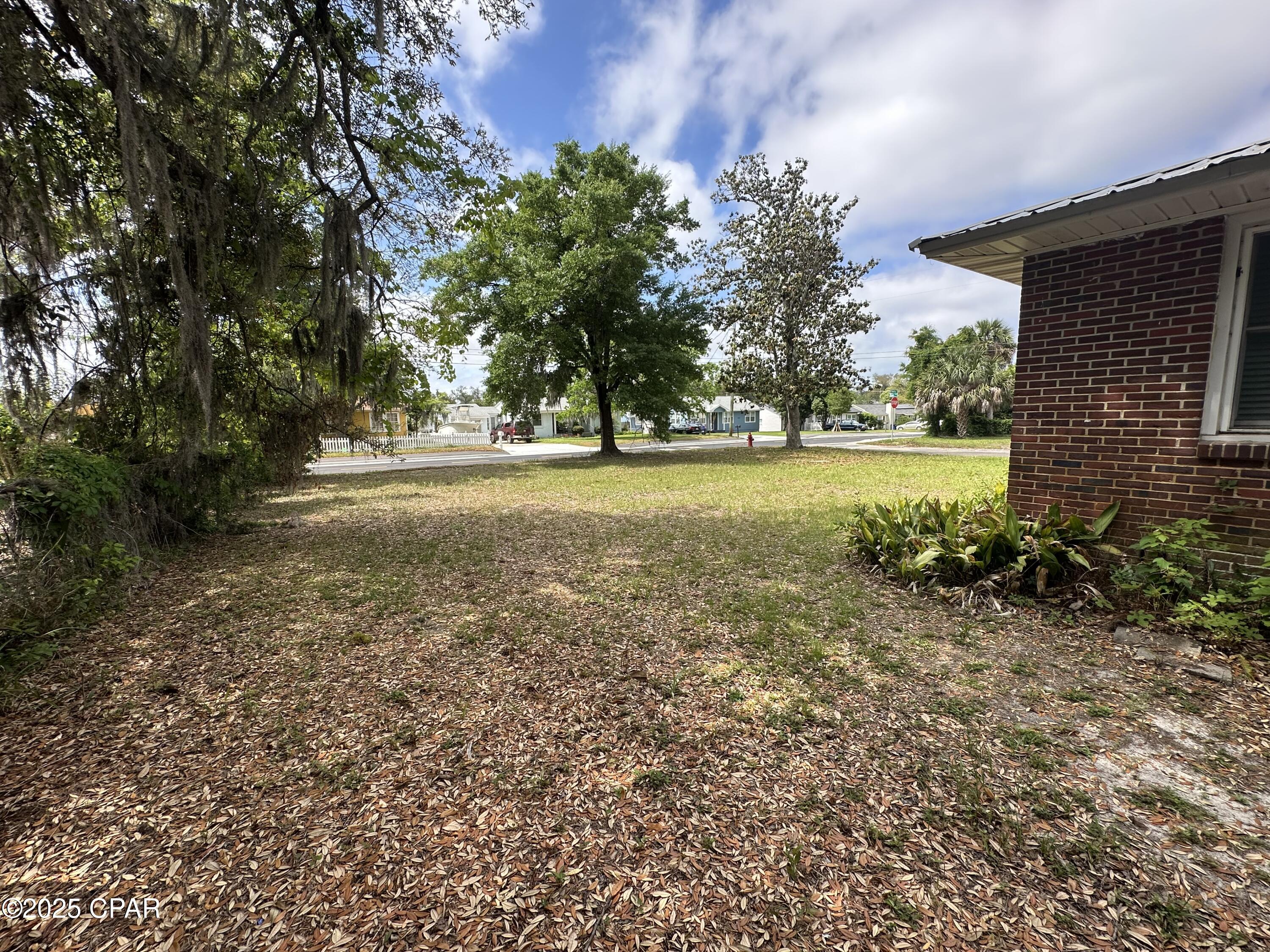 Image 18 For 102 Cove Avenue
