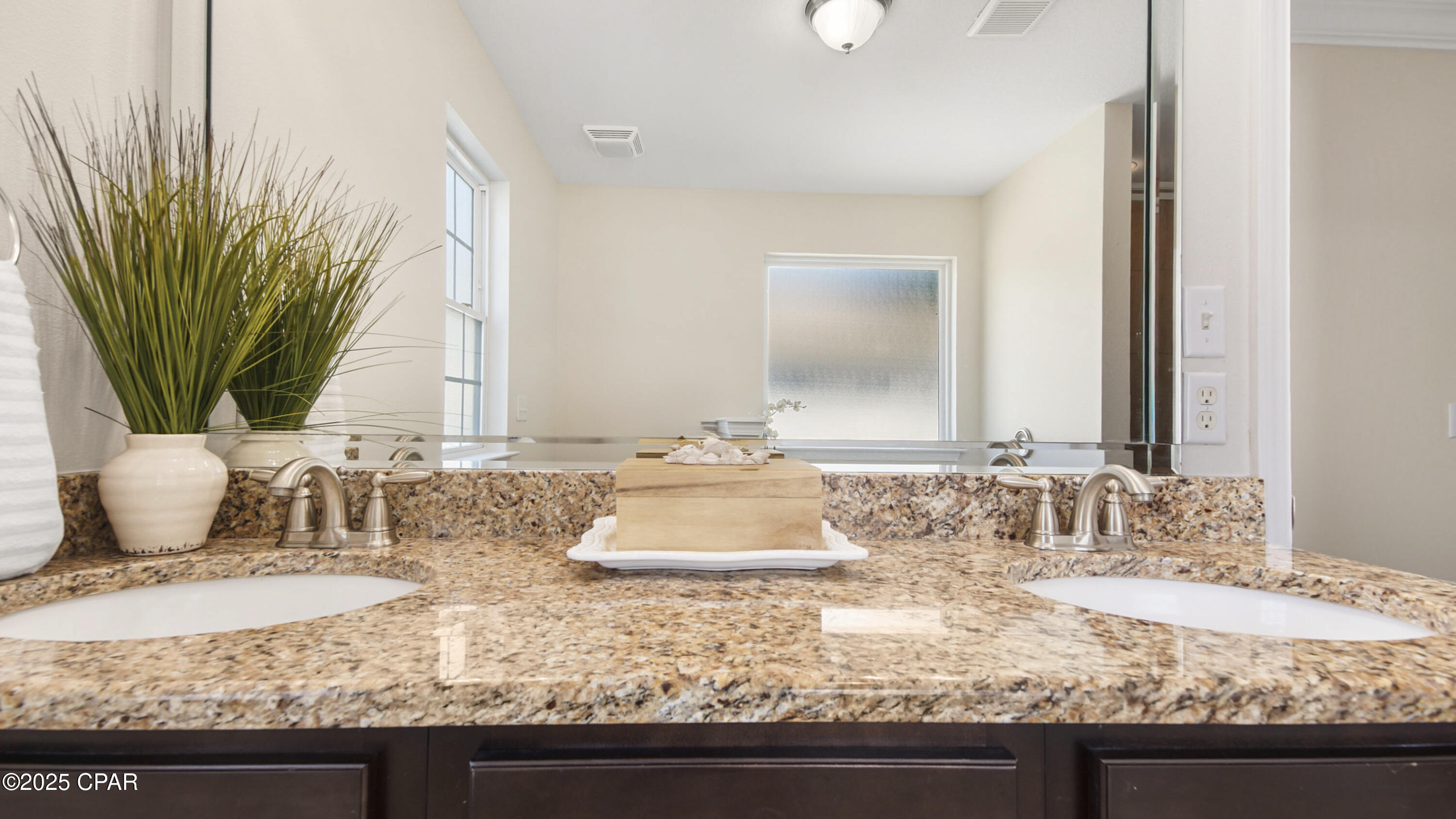 Image 25 For 76 Mosaic Oaks Circle