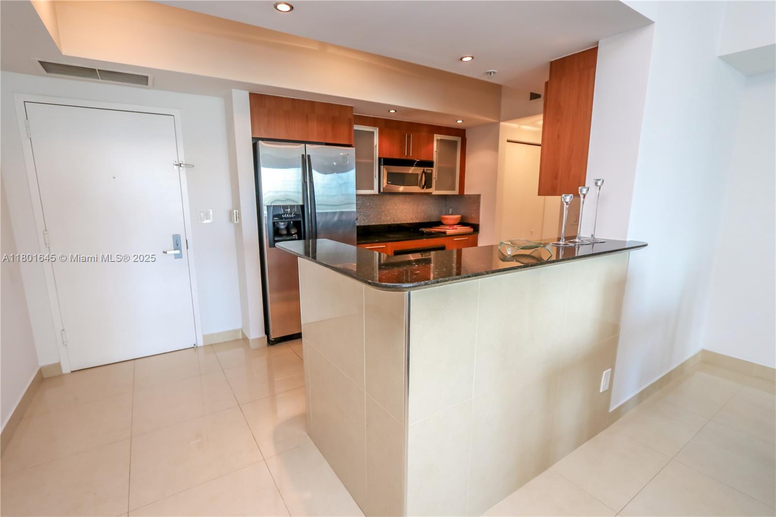 335 S Biscayne Blvd #807, Miami FL 33131