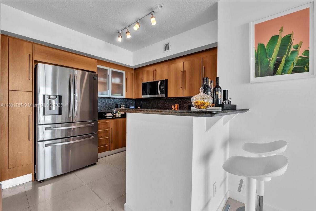 335 S Biscayne Blvd #4000, Miami FL 33131
