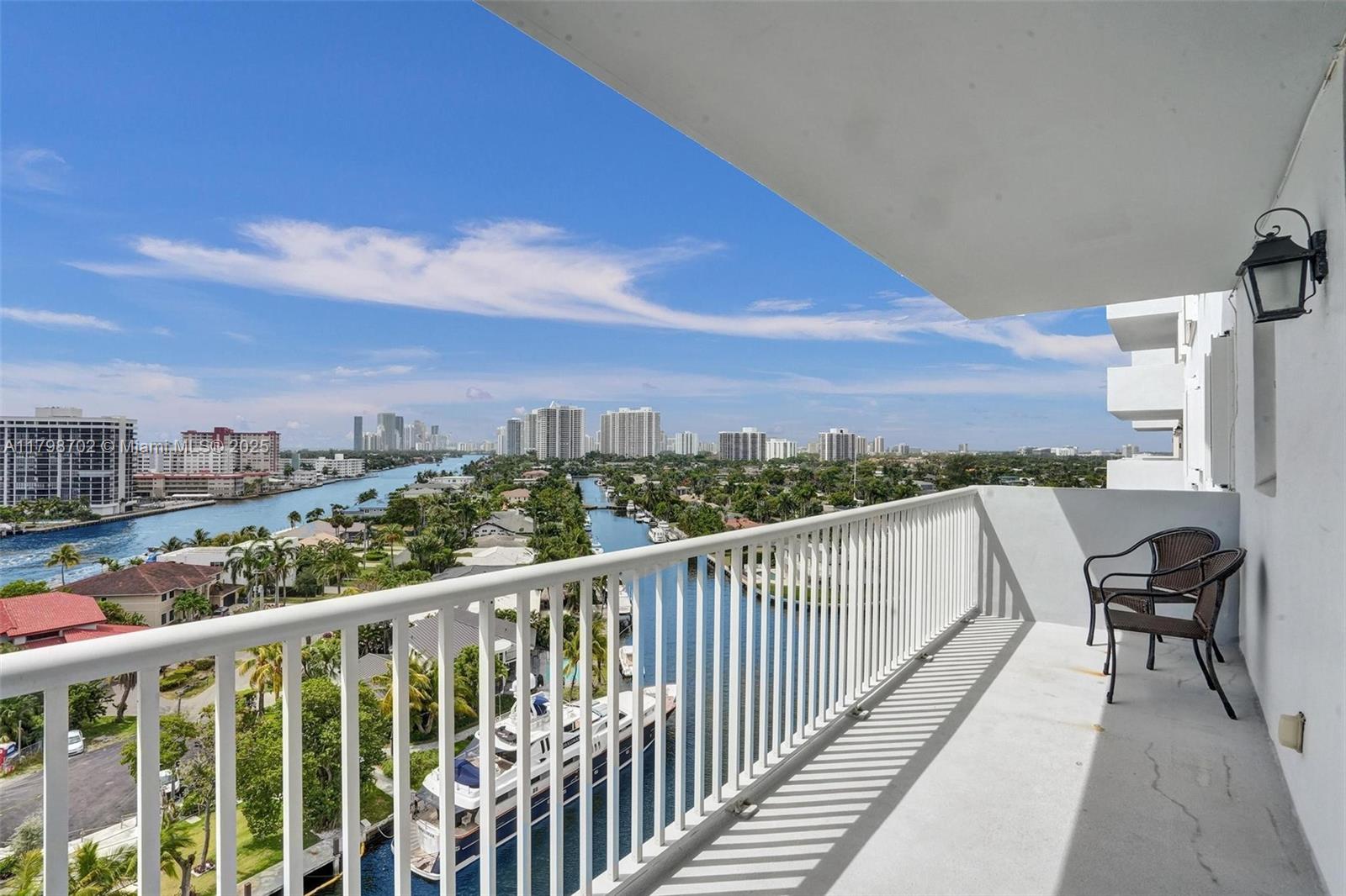 137 Golden Isles Dr #1105, Hallandale Beach, Florida image 2
