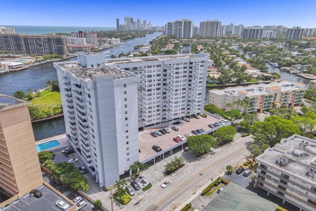 137 Golden Isles Dr #1105, Hallandale Beach, Florida image 47
