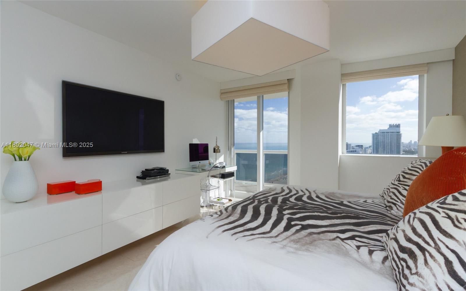 4775 Collins Ave #3203, Miami Beach FL 33140