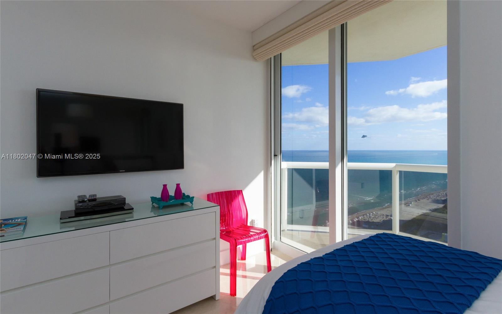 4775 Collins Ave #3203, Miami Beach FL 33140