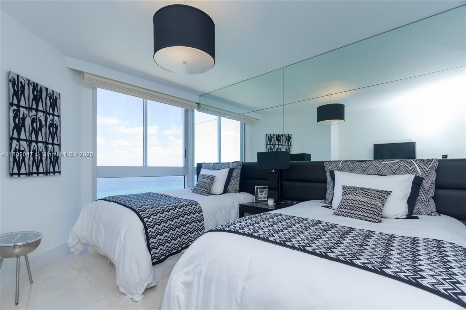 4775 Collins Ave #3203, Miami Beach FL 33140