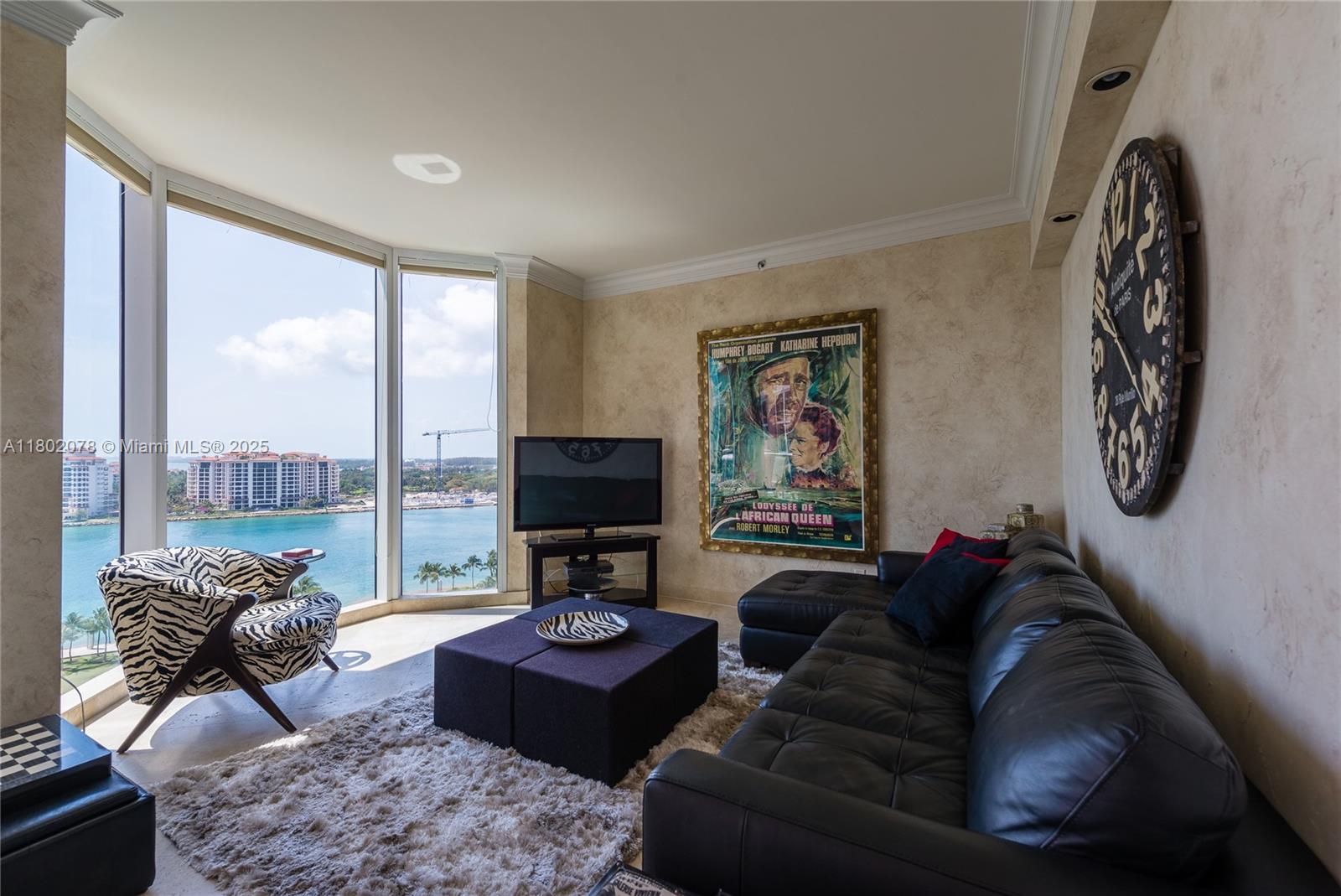 300 S Pointe Dr #1504, Miami Beach FL 33139