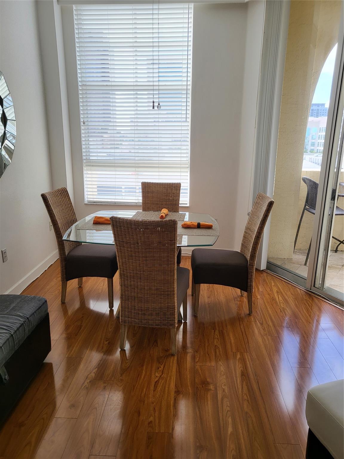 Photo 8 of home located at 520 SE 5th AVE 3404, Fort Lauderdale FL