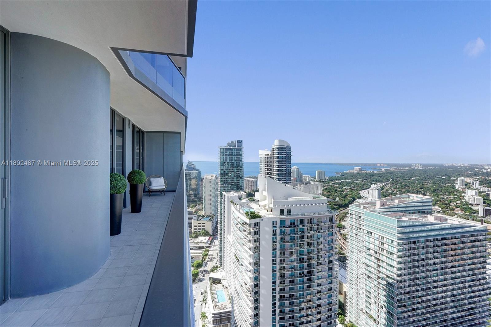 1000 Brickell Plaza #PH5106, Miami FL 33131
