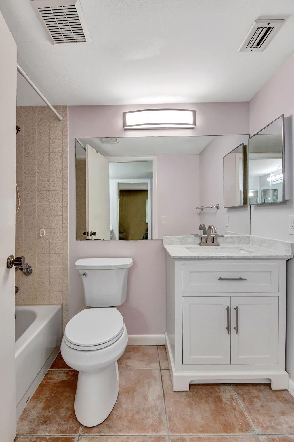 Photo 23 of home located at 3531 Tall Pine Way C-1, Greenacres FL