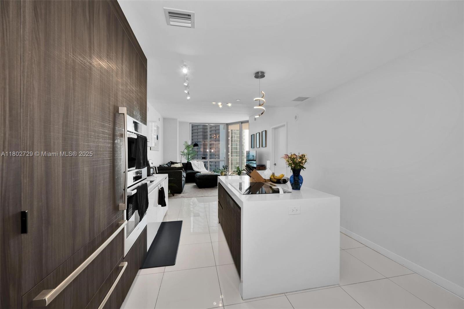851 NE 1st Ave #3107, Miami FL 33132