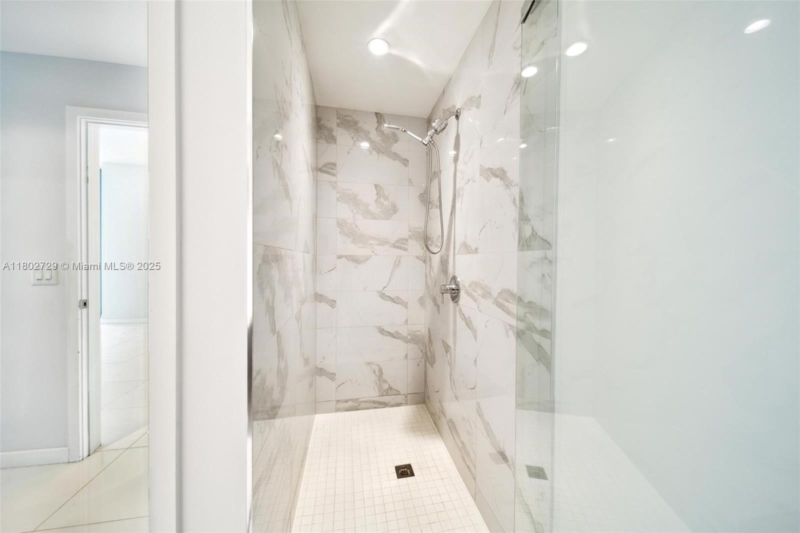851 NE 1st Ave #3107, Miami FL 33132