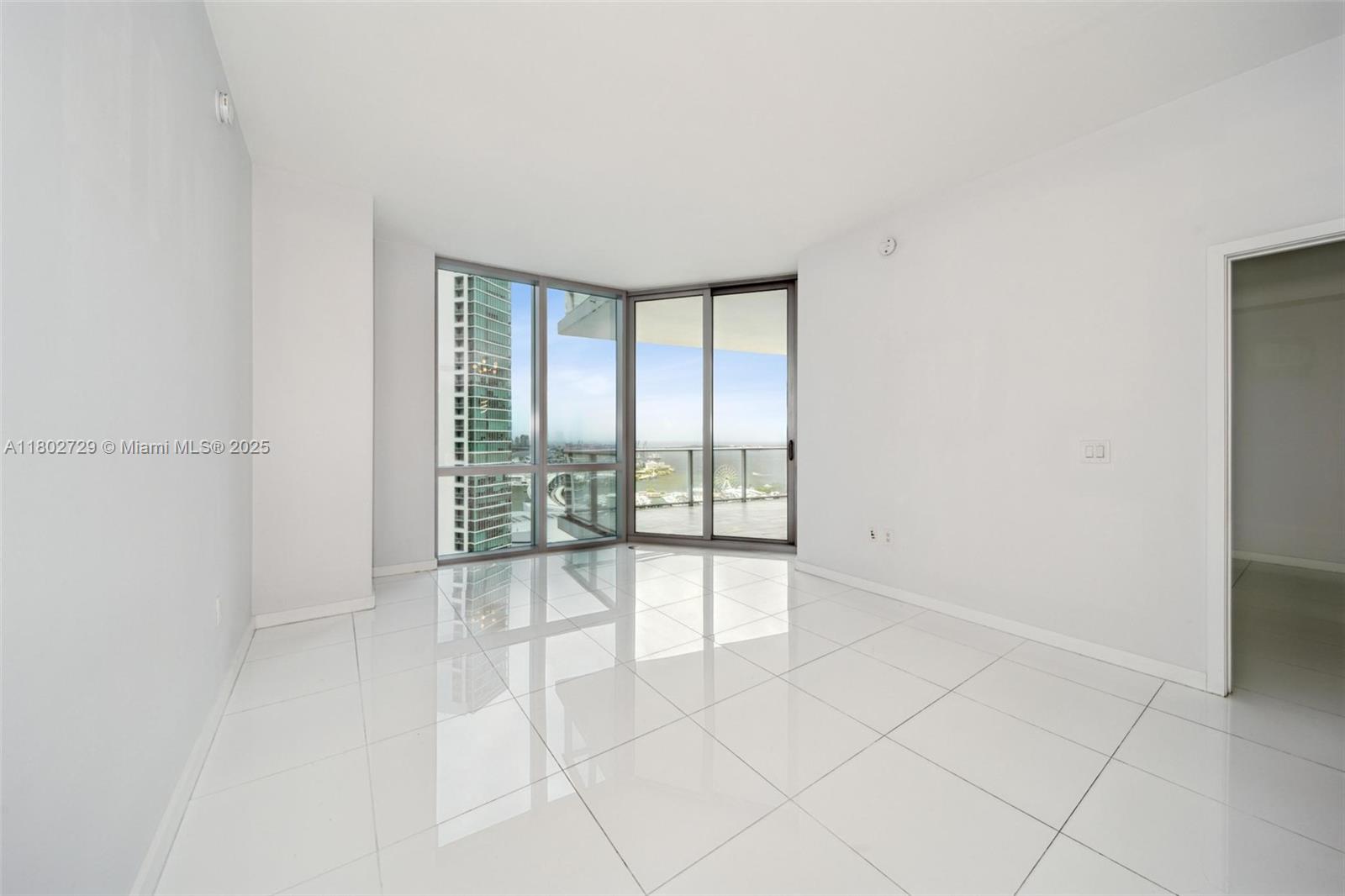 851 NE 1st Ave #3107, Miami FL 33132