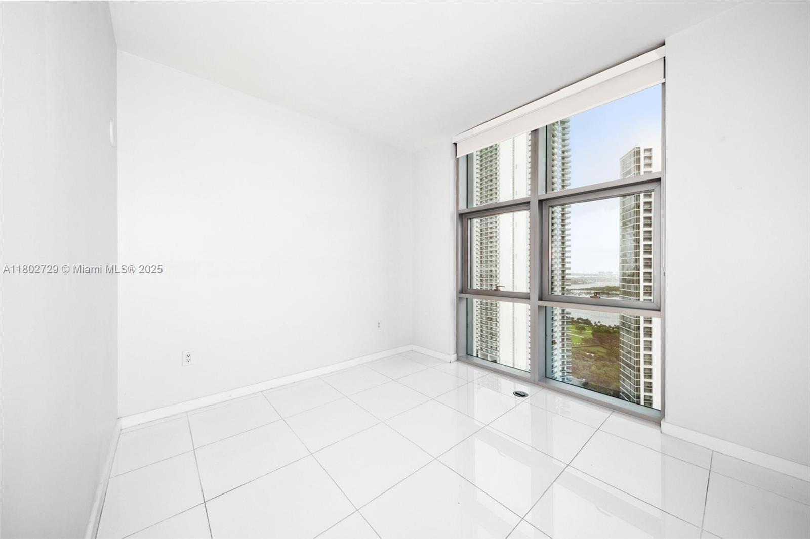 851 NE 1st Ave #3107, Miami FL 33132