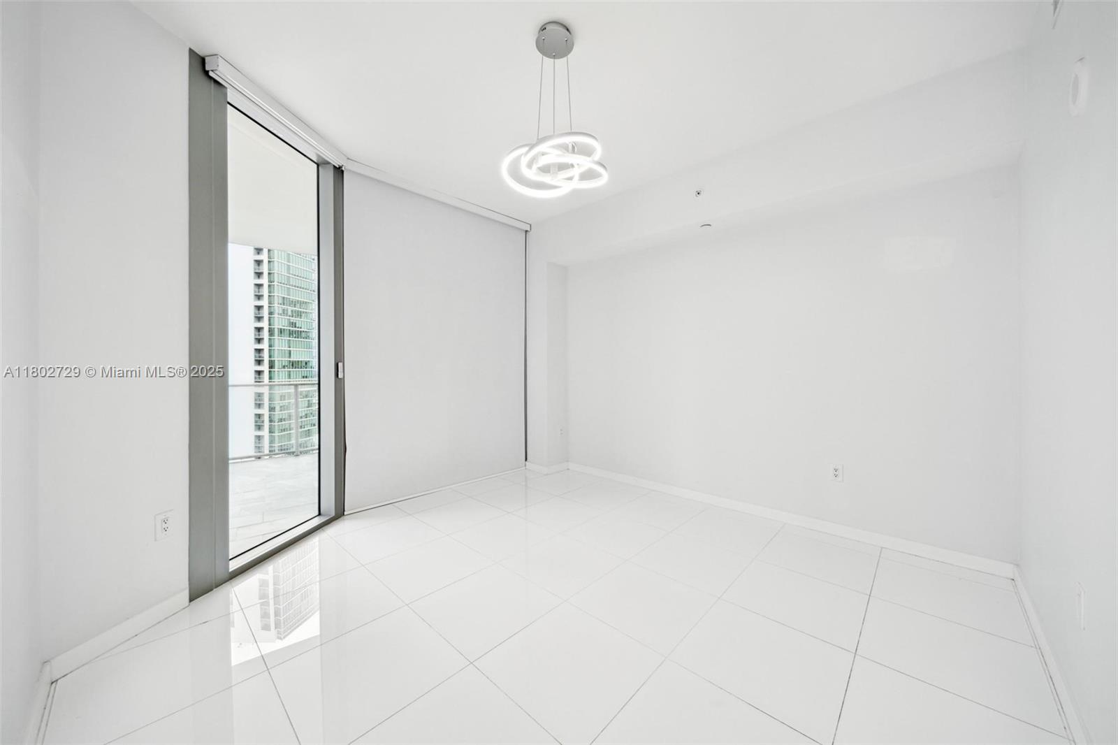 851 NE 1st Ave #3107, Miami FL 33132
